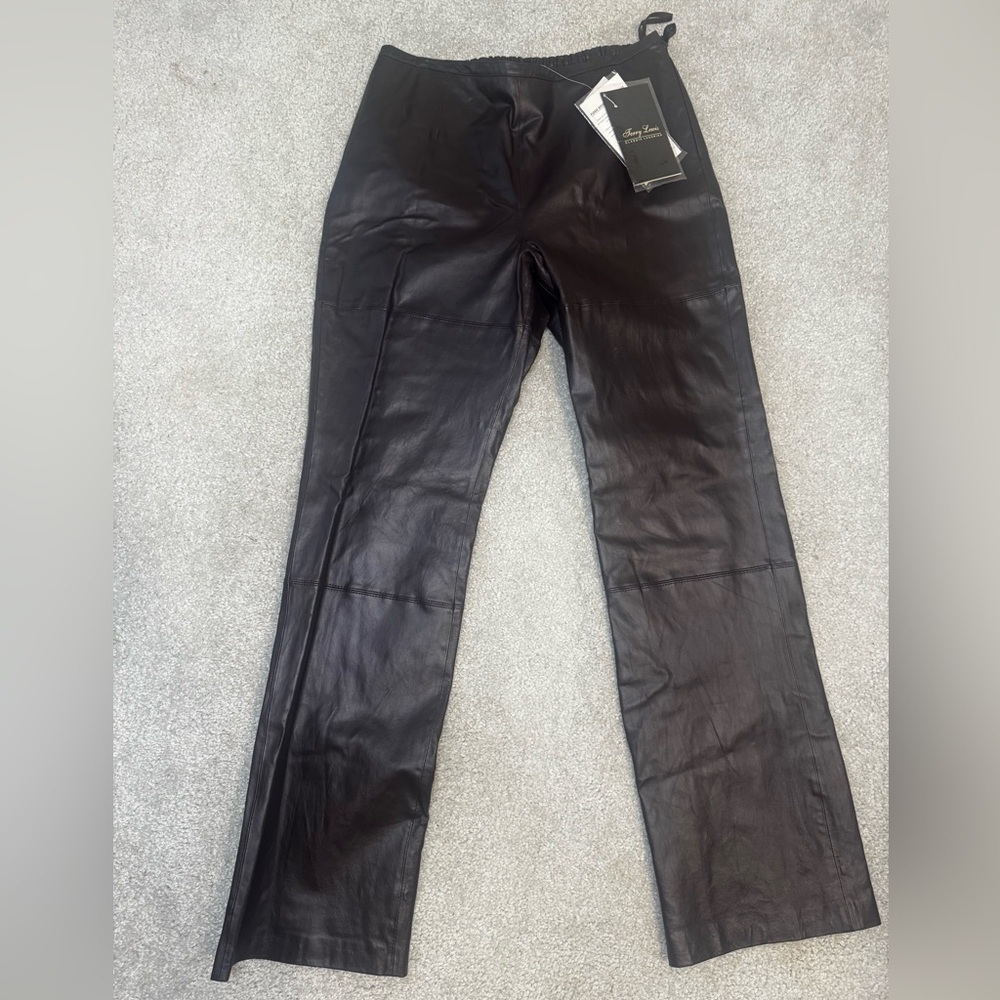 Real Leather Straight-Leg Pants - Black